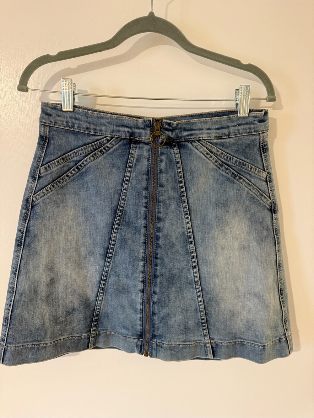 Buffalo David Bitton Medium Wash Blue Front-Zip A-Line Denim Skirt